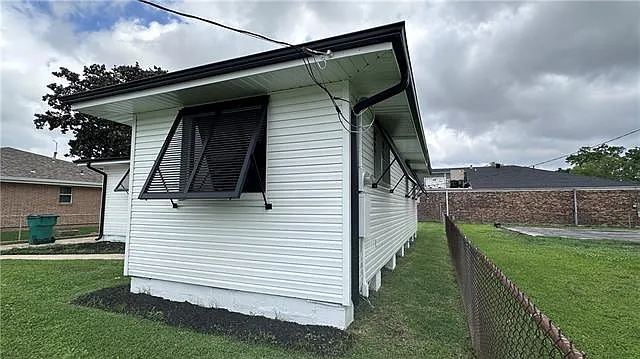921 Gaudet Dr — Photo 22