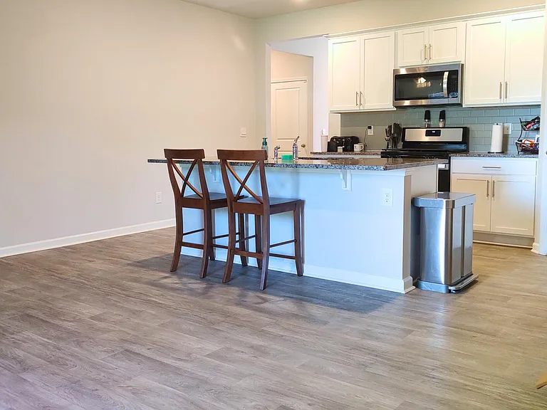 604 Ava St — Photo 15