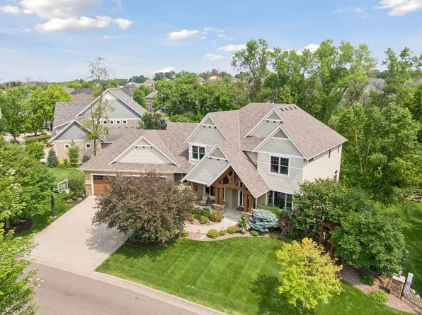15700 55th Ave N, Plymouth, MN 55441