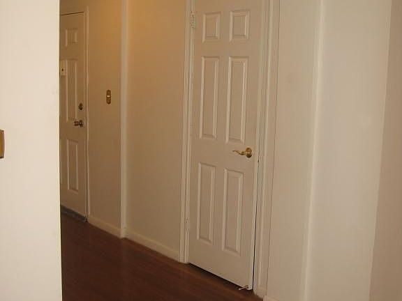4th image of 19 Lyons Ave APT 203