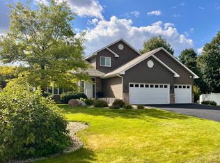 4616 Marigold Ave N, Brooklyn Park, MN 55443