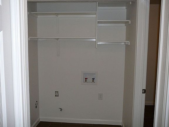 4th image of 10608 Topperwein Dr