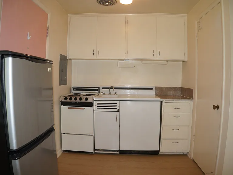 40 Northeast St — Photo 7
