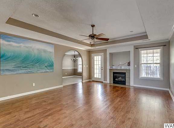 3rd image of 5000 Blackstone Ln