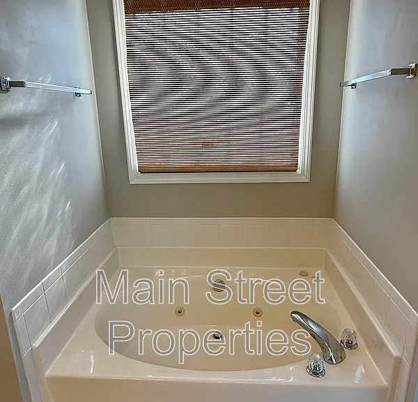 2121 Pin High Dr — Photo 17