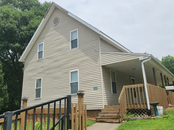725 N Lafayette St, Macomb, IL 61455