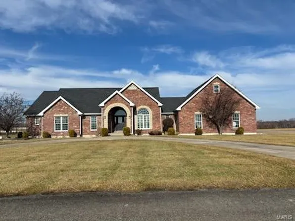 111 Town And Country Ct, Troy, MO 63379