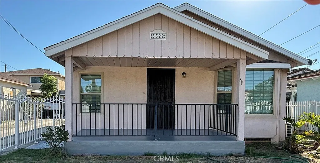 2 bed, 1041 sqft, $2,350 — Photo 1
