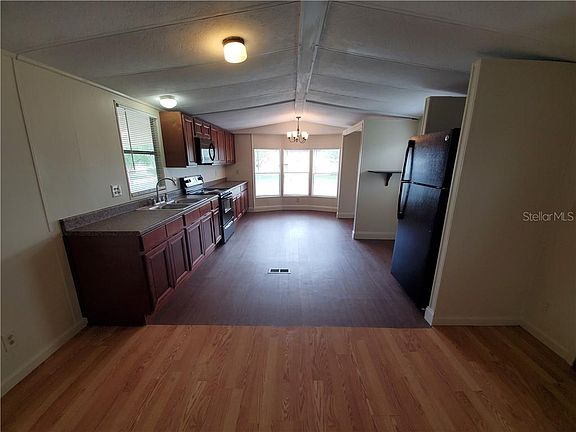2nd image of 1809 Cactus Ct