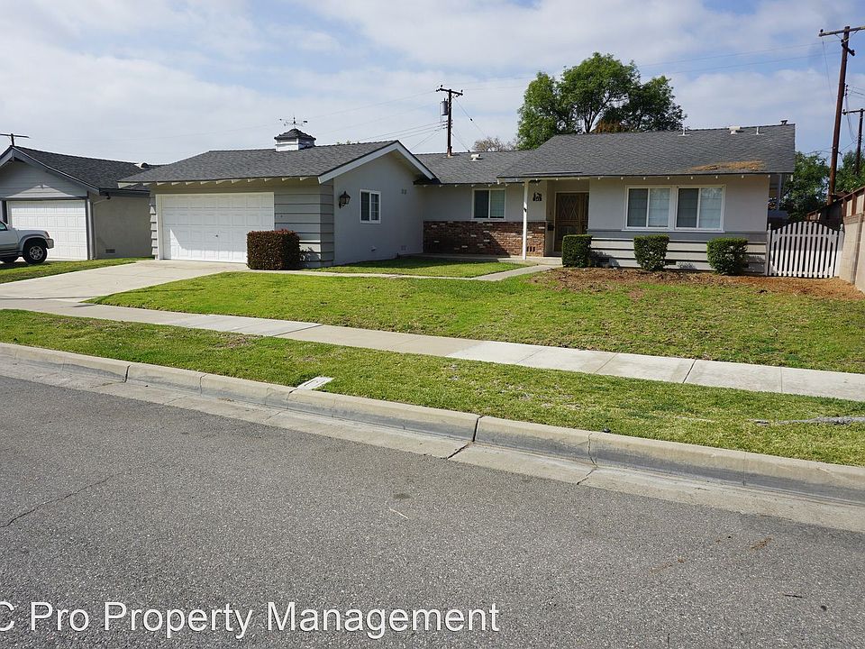 1st image of 343 E Redwood Ave