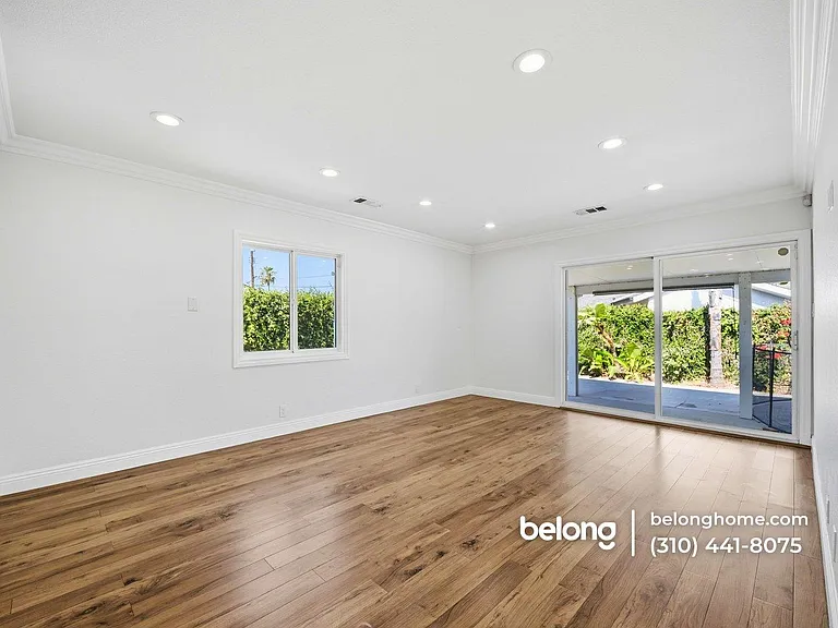 7947 Atoll Ave — Photo 26