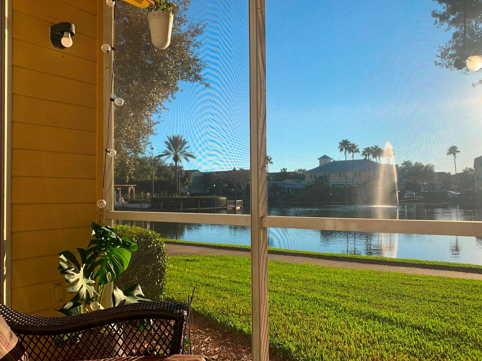 2 bed, 979 sqft, $1,850 — Photo 2