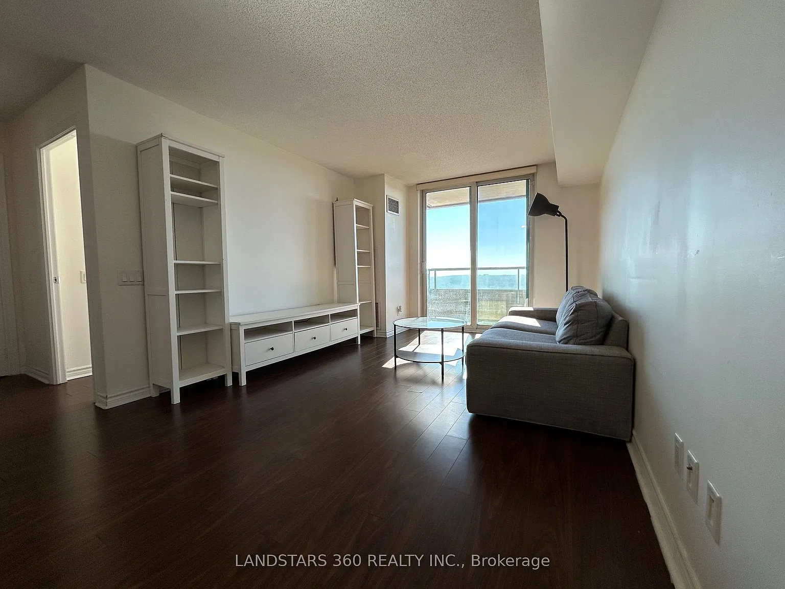 2 bed, $2,300 — Photo 4