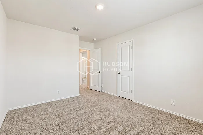 9942 Spotted Rose — Photo 34