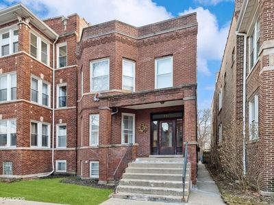 3017 W Eastwood Ave, Chicago, IL, 60625
