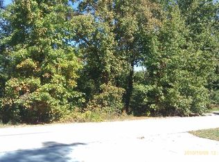 1006 Beacon Ridge Dr, Lake Ozark, MO 65049