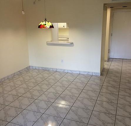4th image of 14421 N Kendall Dr APT M103