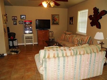 2nd image of 1601 Amber Dr