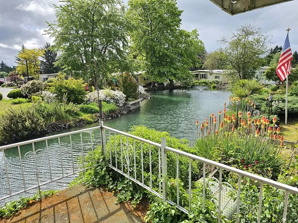 1800 Lakewood Ct Space 131, Eugene, OR 97402