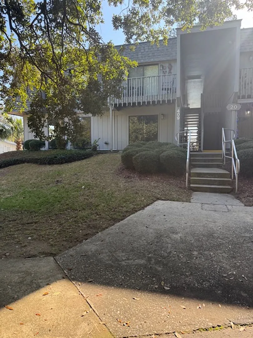 Photo 1 of 14 - 409 Salt Marsh Cir #20F - Pawleys Island, SC Primary Photo - 409 Salt Marsh Cir #20F