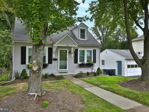 732 N Tyson Ave, Glenside, PA 19038