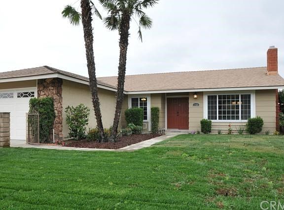 2nd image of 1354 S Vine Pl