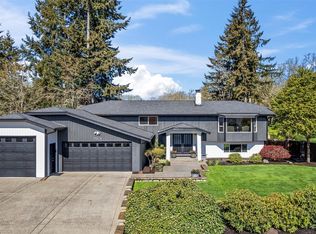 7901 Sapphire Dr SW, Lakewood, WA 98498
