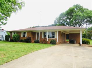 1420 Jenkins Rd, Gastonia, NC 28052