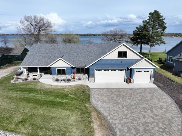 5833 Bedman Dr NW, Alexandria, MN 56308