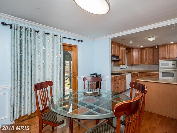 4th image of 11901 Chesterton Dr