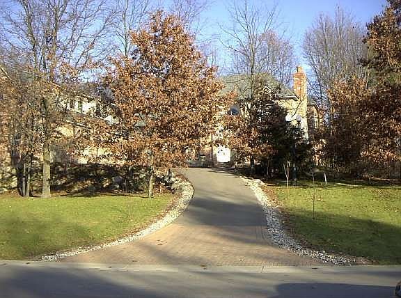 2nd image of 1275 Hill Hollow Ct