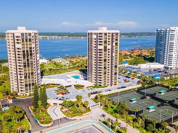 3rd image of 1 Oceans West Blvd APT 15A6