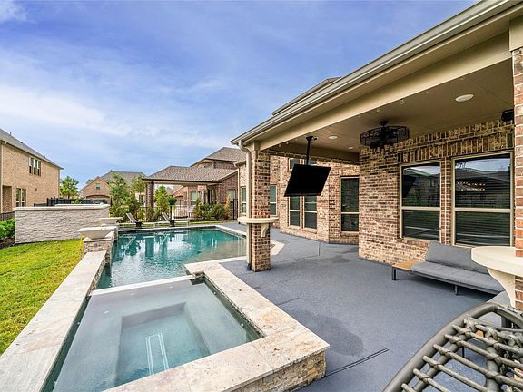 4th image of 9506 Flora Rock Ln