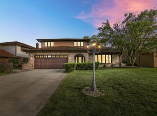 6105 157th St, Oak Forest, IL
