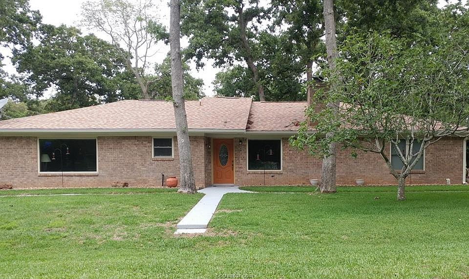 1st image of 9 Bonanza Ln