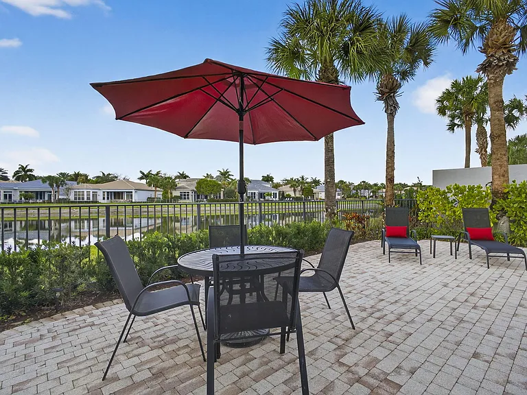 207 Andalusia Dr — Photo 33