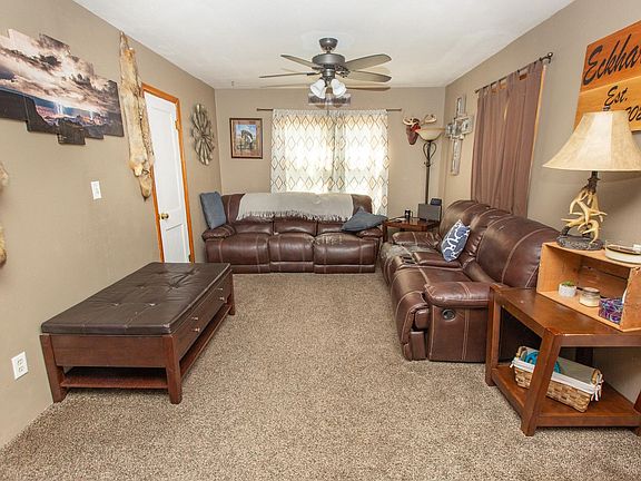 4th image of 1311 E Circle Dr