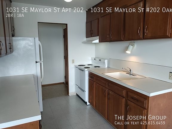 3rd image of 1031 SE Maylor St APT 202-2