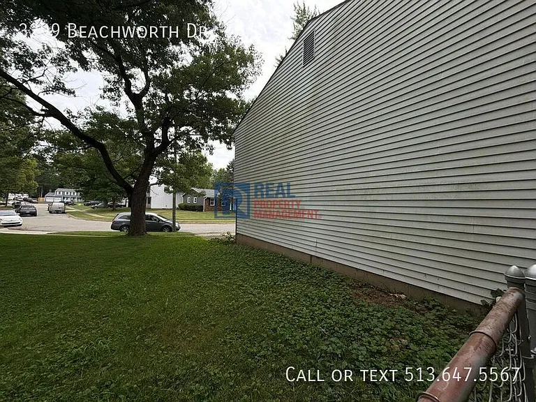 3299 Beachworth Dr — Photo 33