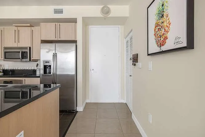 1111 SW 1st Ave — Photo 5