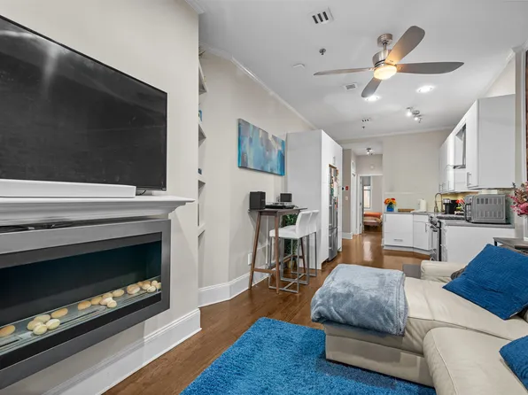 919 Park Avenue image 7 of 18