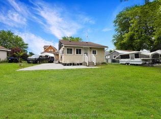 25 Playfair Dr, Tay, ON L0K 2C0