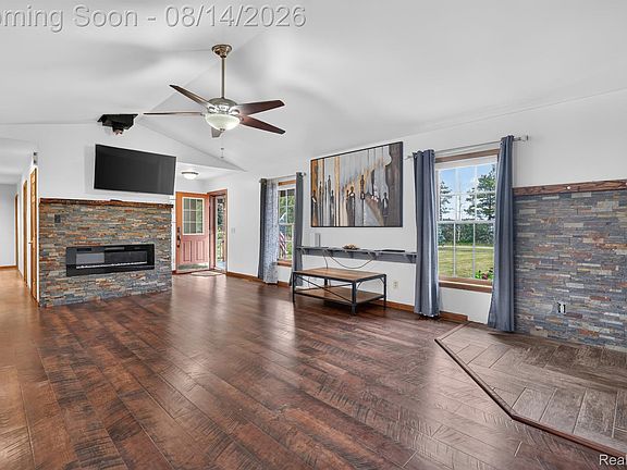 3rd image of 11342 Morrish Rd