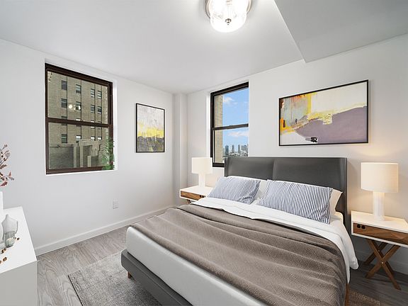 4th image of 201 Cornelison Ave #702