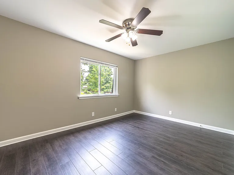 Autumn Ridge Apartment Community — Photo 19