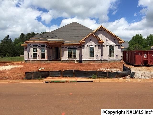 1st image of 221 Farmdale Dr