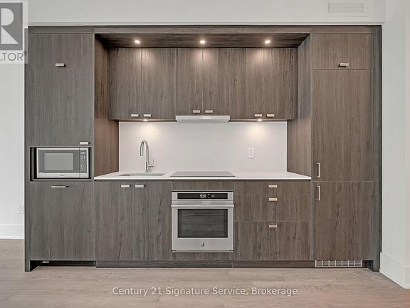 3rd image of 470 Front St W #1203