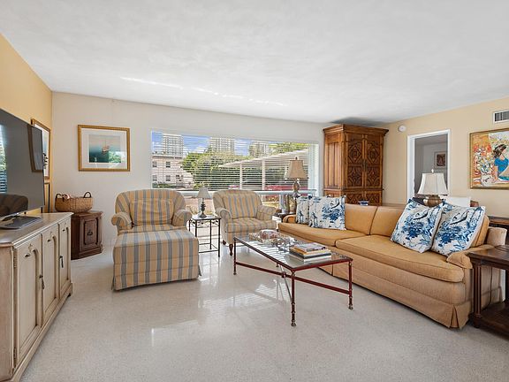 2nd image of 609 Bayshore Dr APT 2