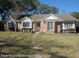 3208 Yost Rd, Pearland, TX 77581