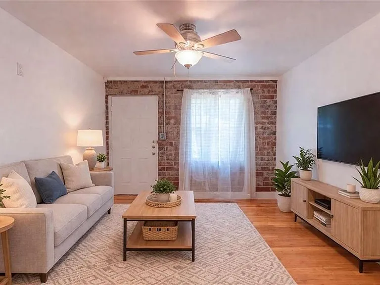 24 Daniel St SE #8 — Photo 9